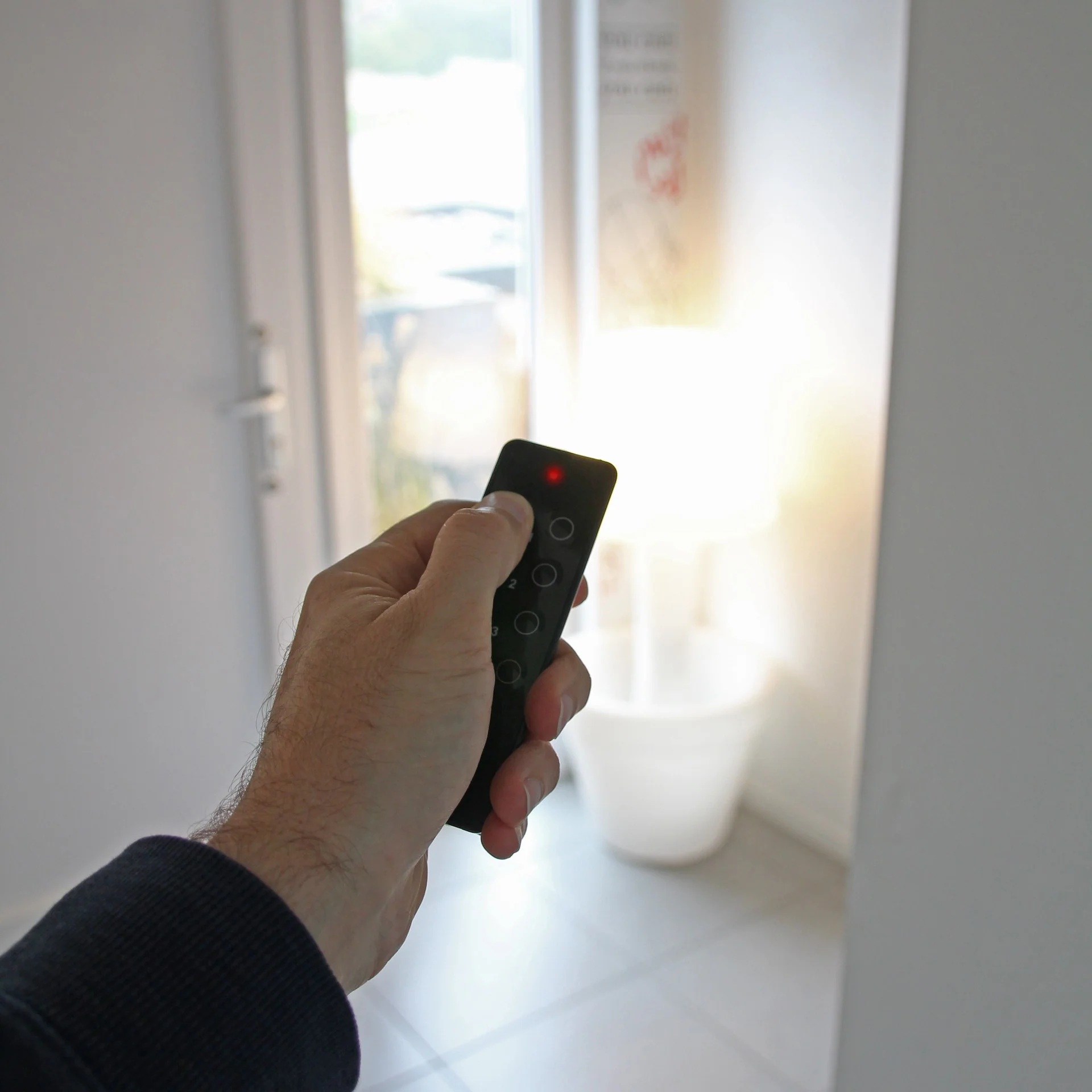 3 Connected plugs with remote control - DiO Connect - Image 8